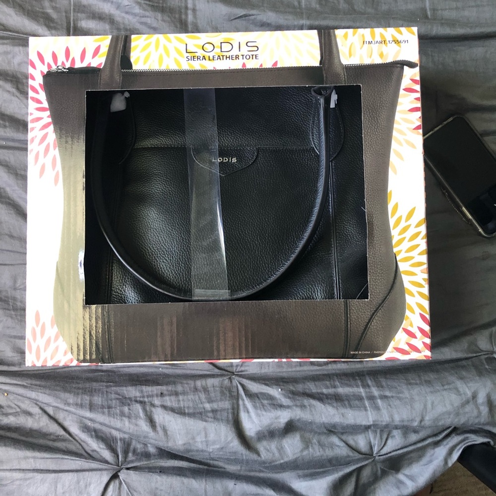 Lodis Siera Leather Tote